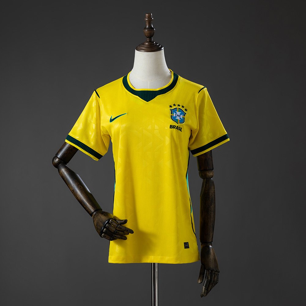 imagem camiseta brasil feminina